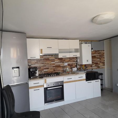 Garsoniera Sic Zona Terapia Zona Linistita La Casa Cu Parcare Apartment คลูจ-นาโปกา ภายนอก รูปภาพ