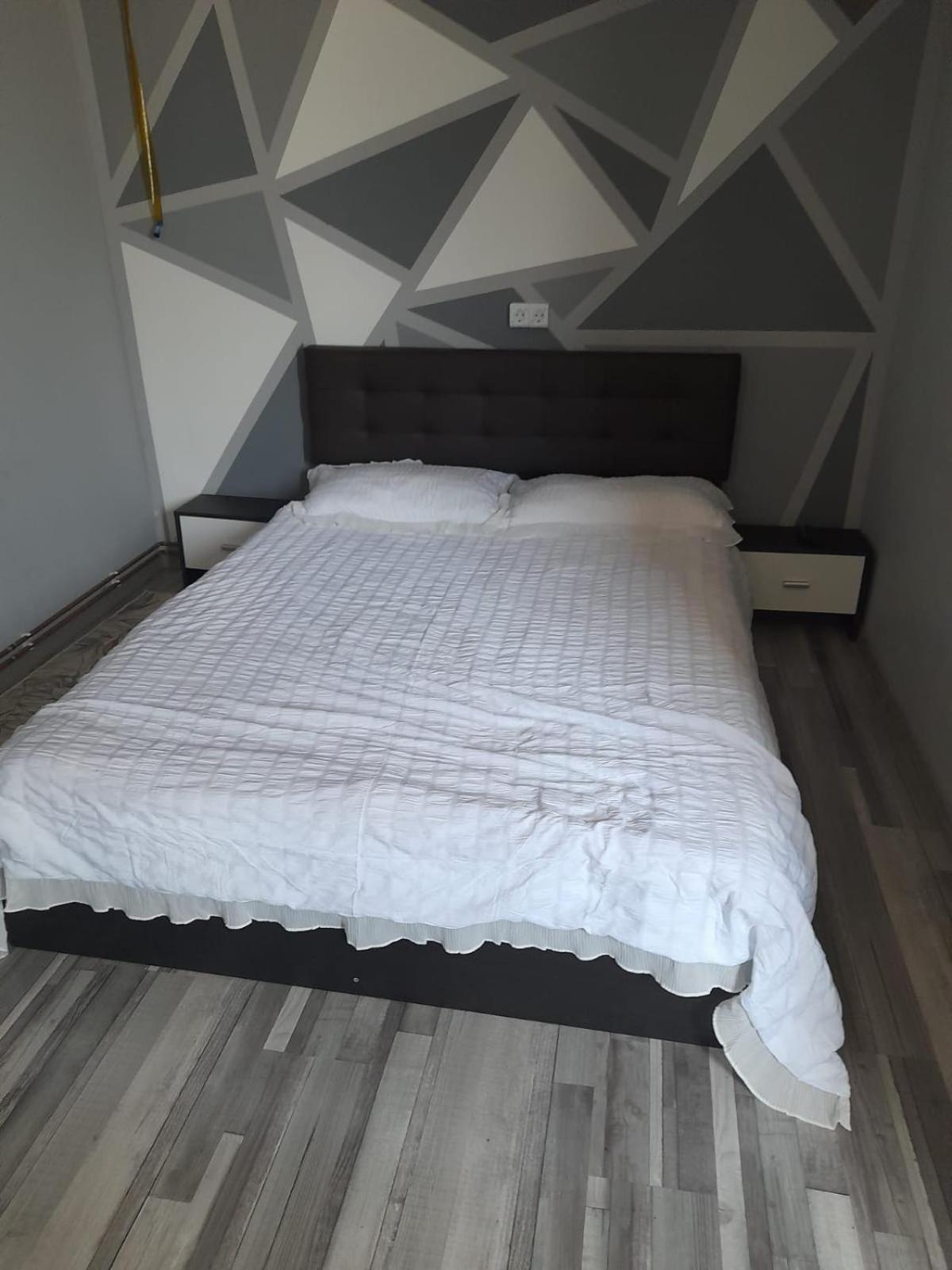 Garsoniera Sic Zona Terapia Zona Linistita La Casa Cu Parcare Apartment คลูจ-นาโปกา ภายนอก รูปภาพ