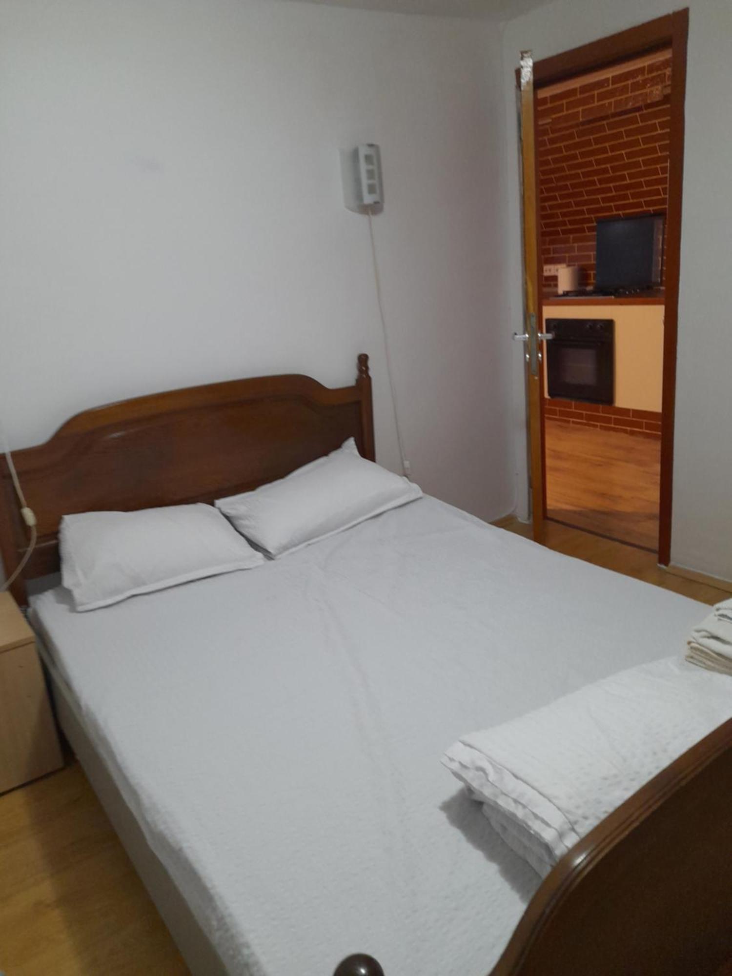 Garsoniera Sic Zona Terapia Zona Linistita La Casa Cu Parcare Apartment คลูจ-นาโปกา ภายนอก รูปภาพ