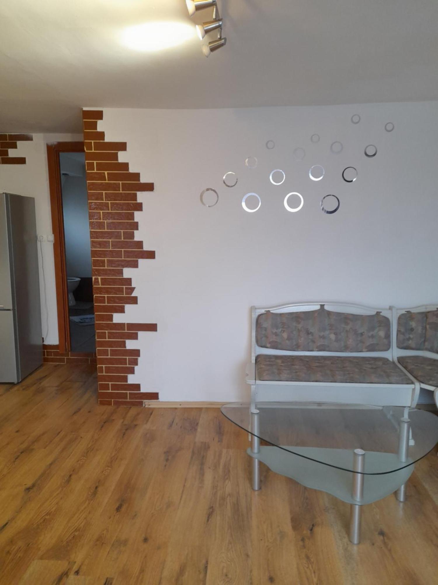 Garsoniera Sic Zona Terapia Zona Linistita La Casa Cu Parcare Apartment คลูจ-นาโปกา ภายนอก รูปภาพ